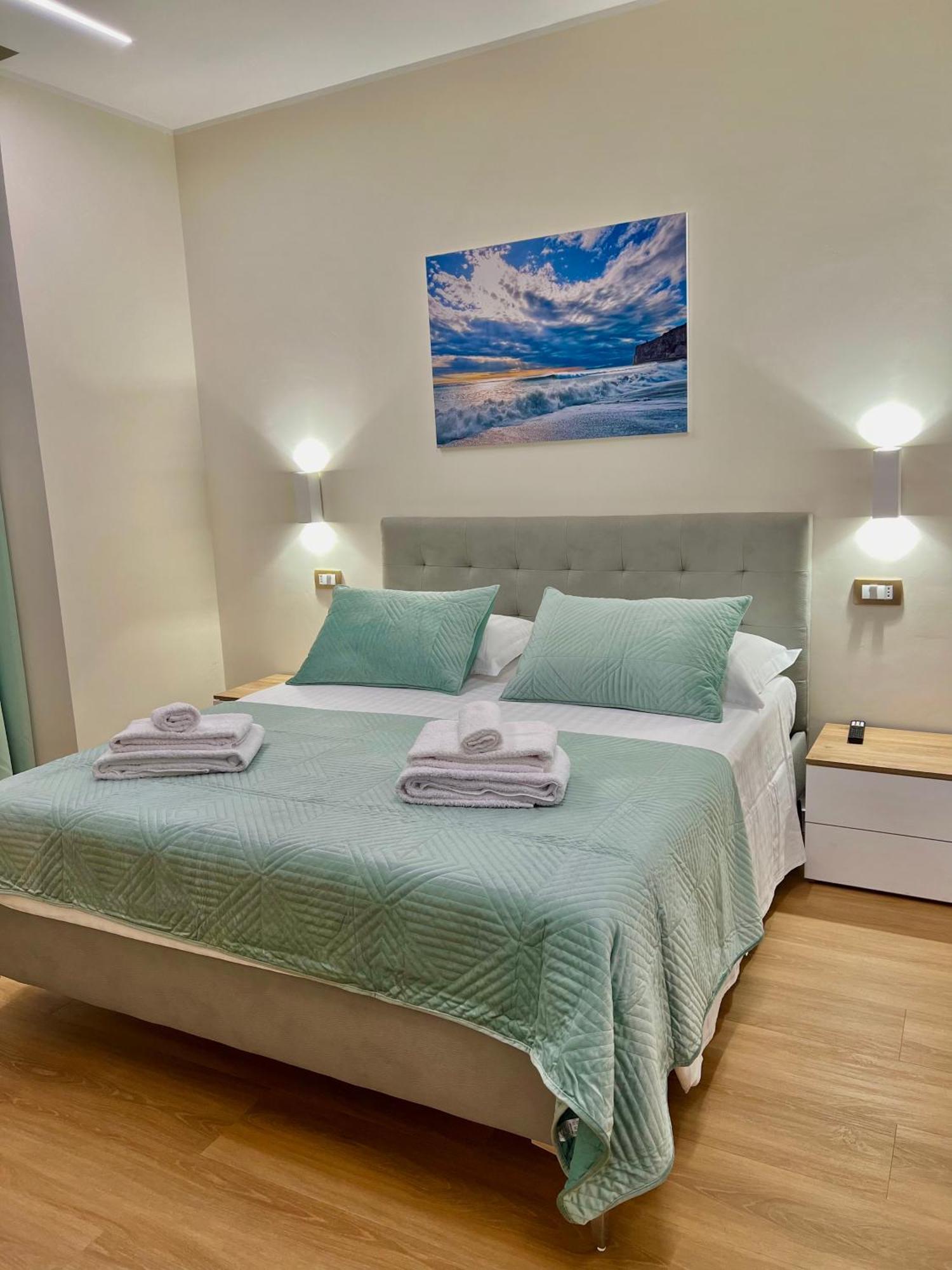The Dream Apartment 100 M Dal Mare Савона Экстерьер фото